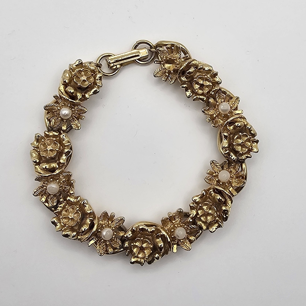 Florenza Vintage Gold Tone Floral Bracelet